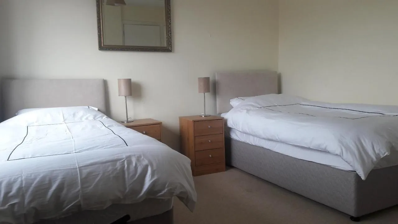 Bed & Breakfast Budget Accommodation - Knocknacarra, Galway